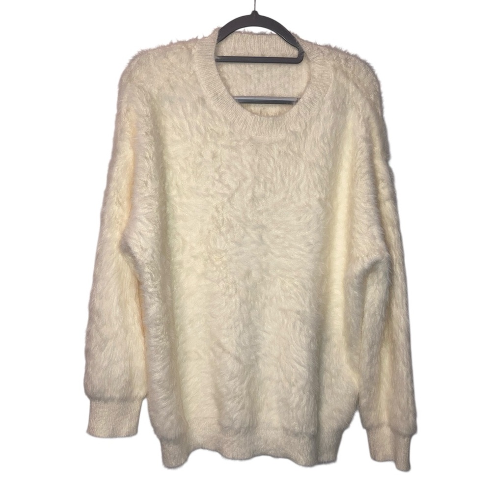 Beautiful soft large faux fur pullover sweater